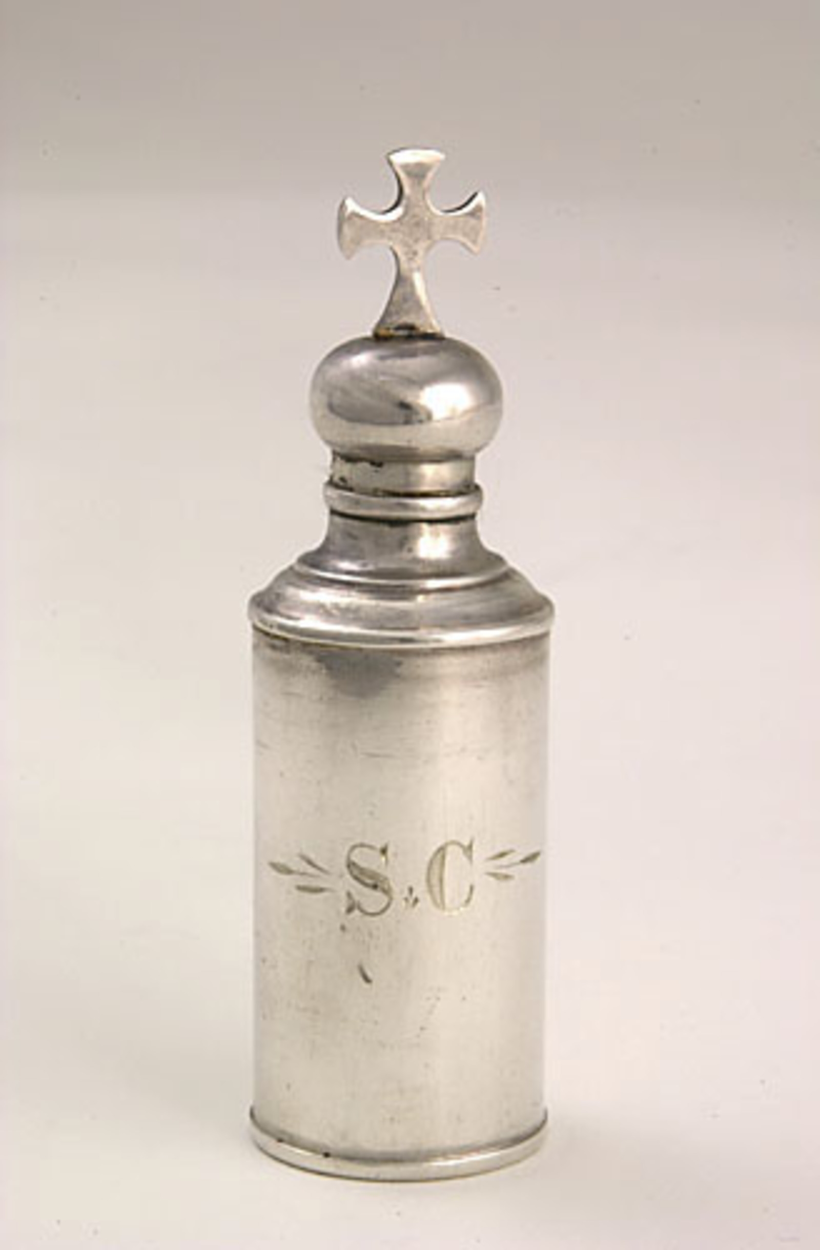 Ampoule aux saintes huiles Inconnu Collections MNBAQ