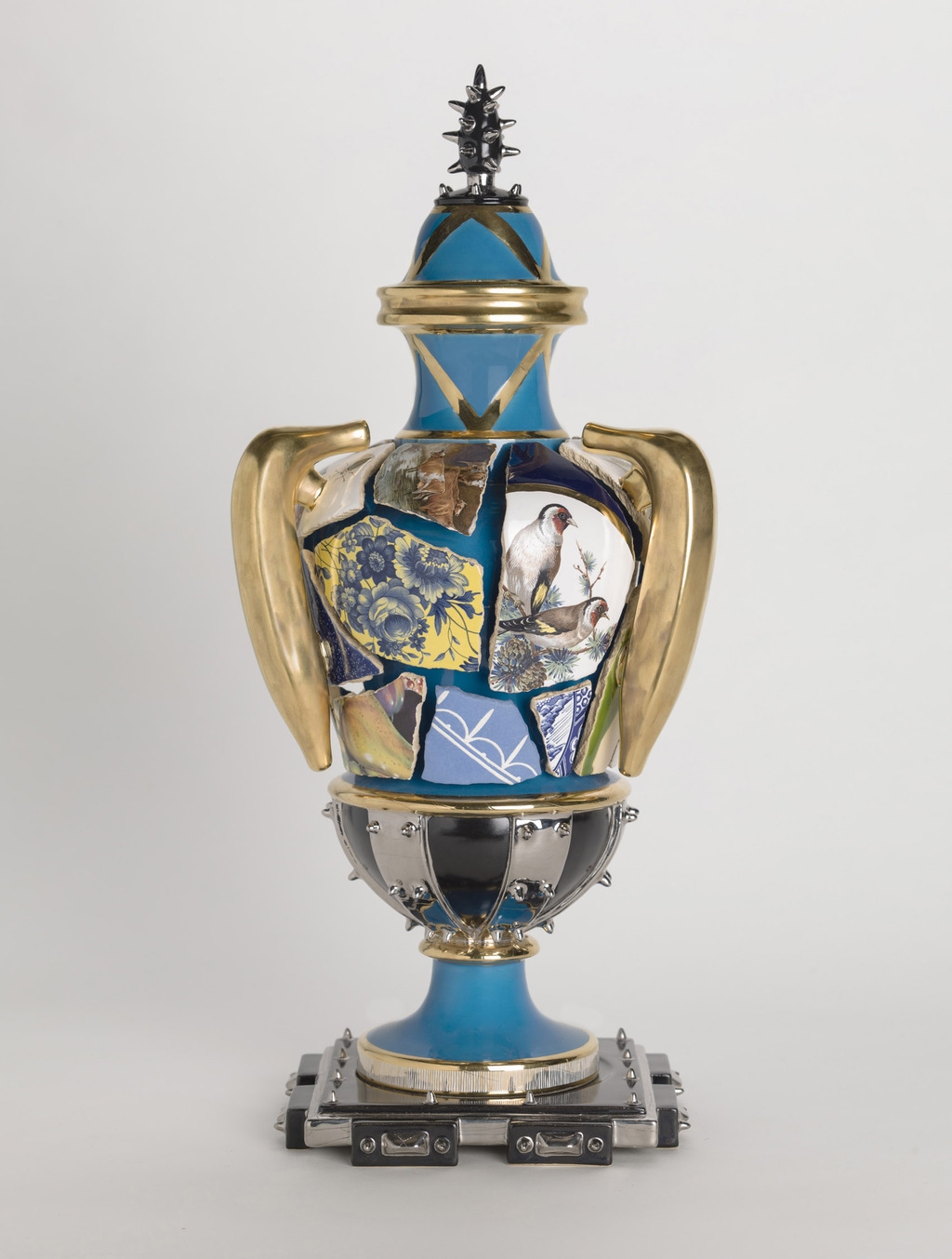 Vase chinois bachelier avec bananes