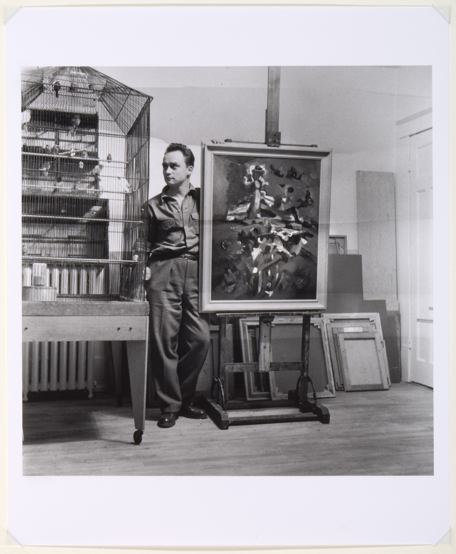 Pierre Gauvreau dans son atelier Perron, Maurice Collections MNBAQ