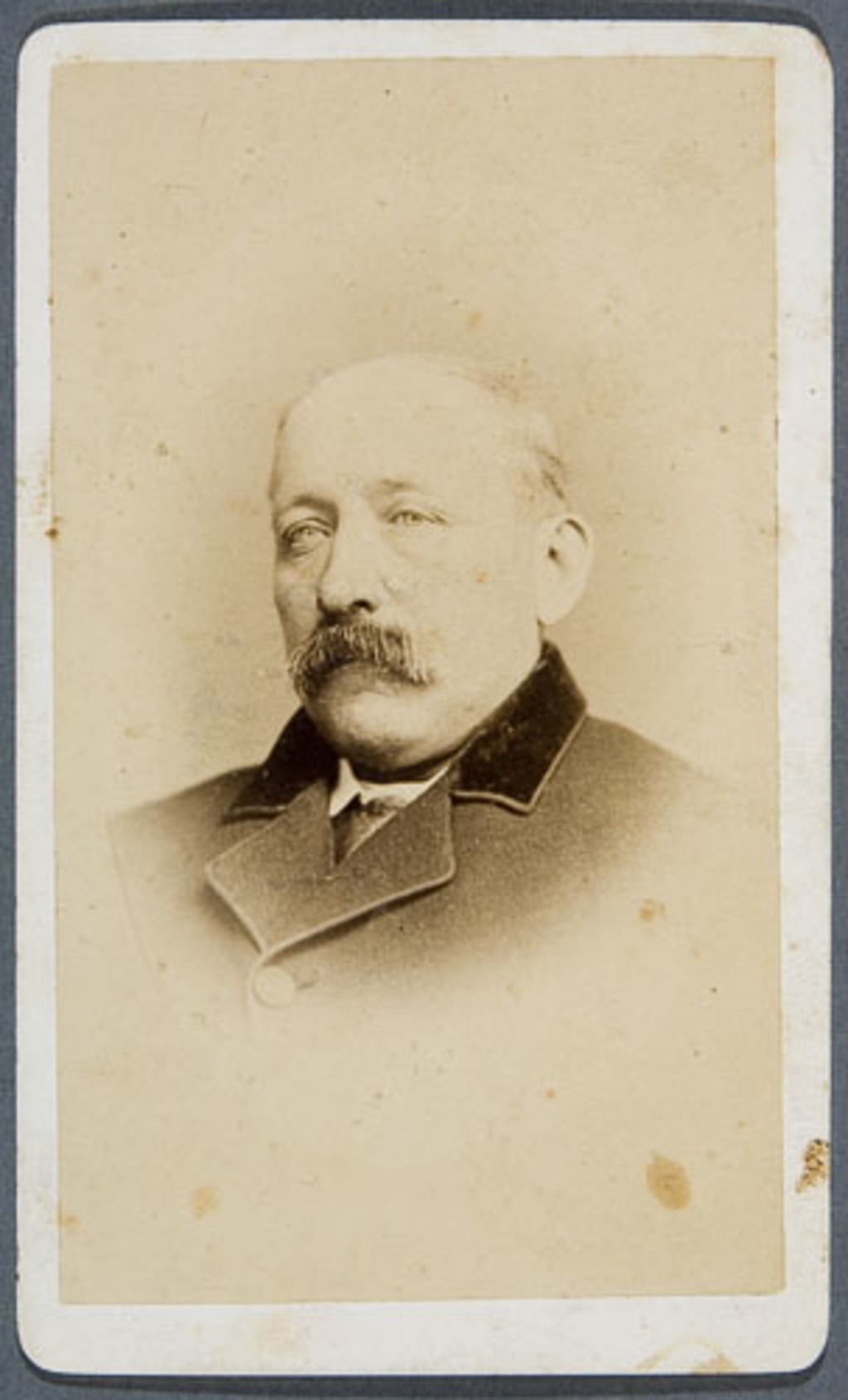 Portrait d'homme, de l'album Eugène-Hamel