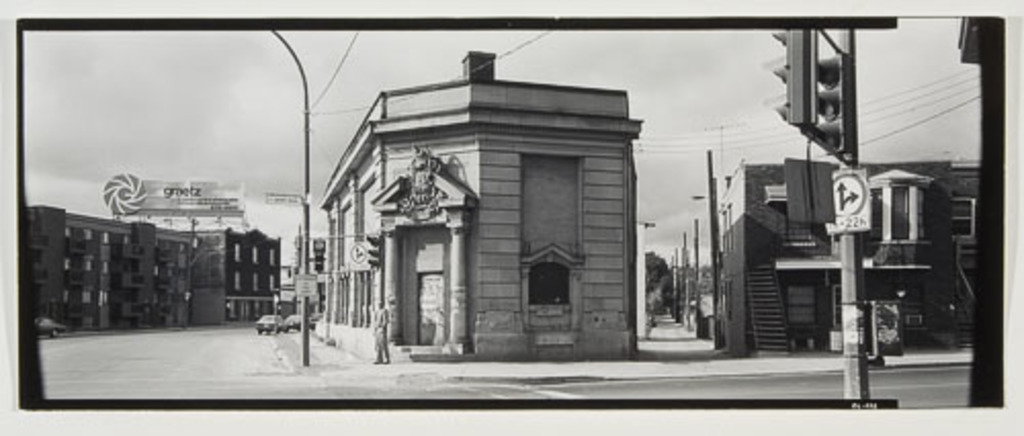 Angle Notre-Dame - Saint-Rémi, de la série « Panoramas de Montréal (1980-1981) »