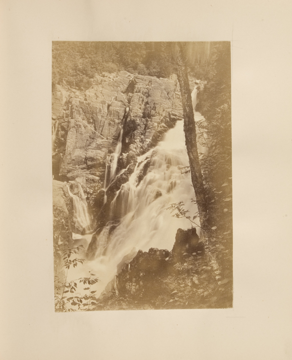 Vue de Québec et de la gare du Grand Tronc, Lévis, de l'album Vues de
