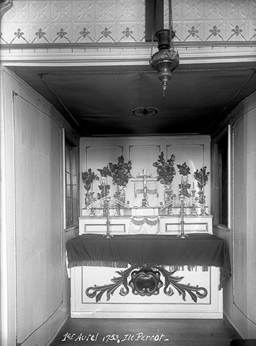 Vue intérieure de l'Église SainteJeannedeChantal, NotreDamedel