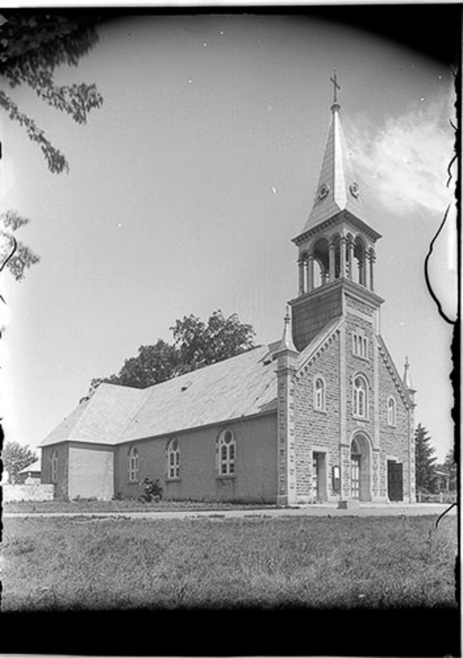 L'Église SainteJeannedeChantal, NotreDamedel'ÎlePerrot Gariépy