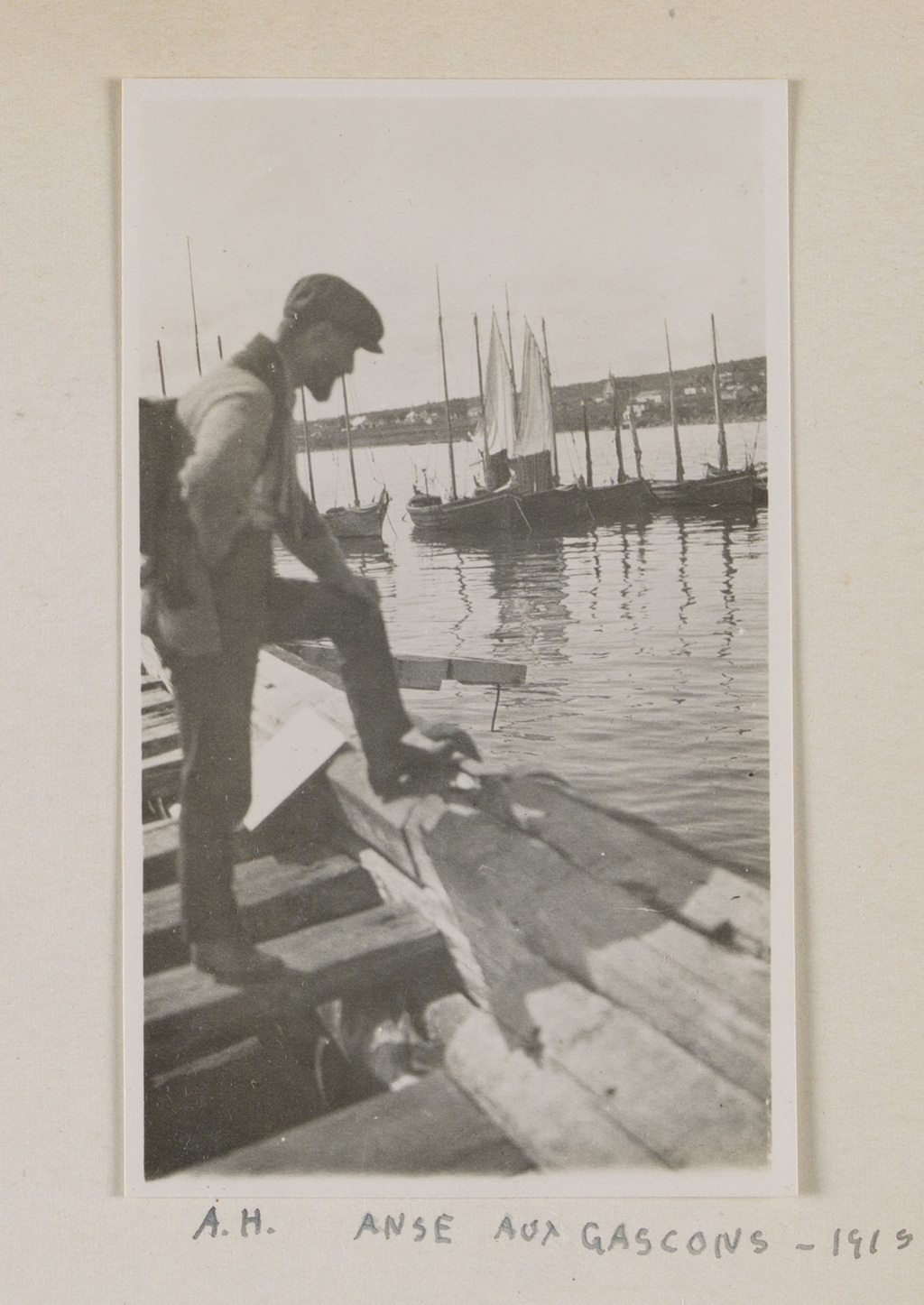 Adrien Hébert à l'anse aux Gascons Préfontaine, Fernand Collections