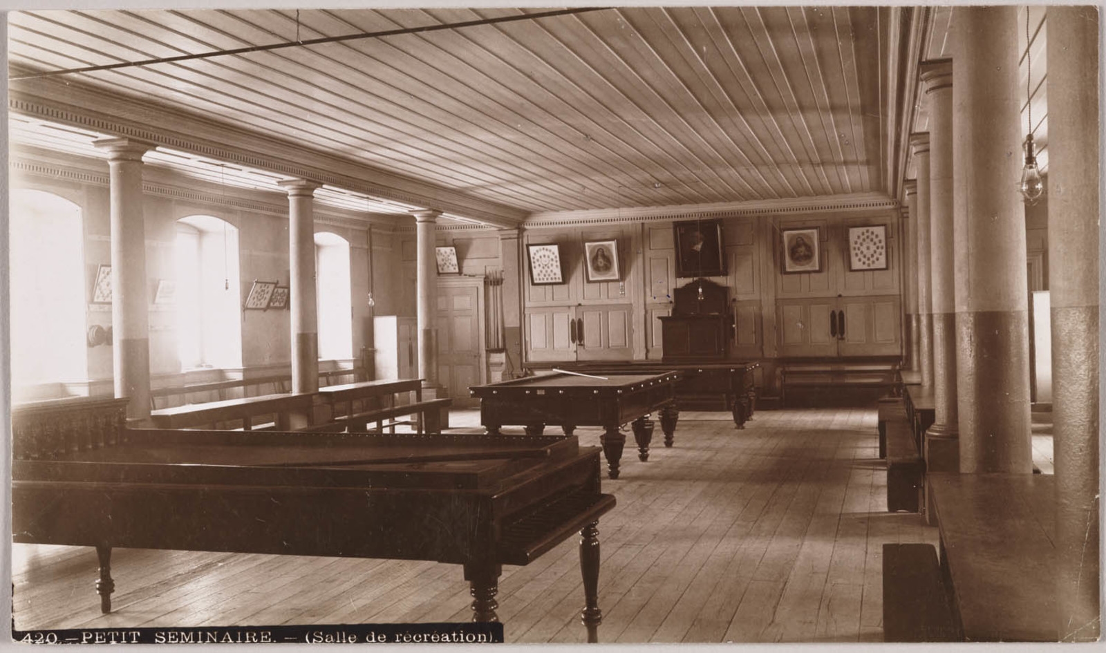 Cour Intérieure Du Petit Séminaire De Québec