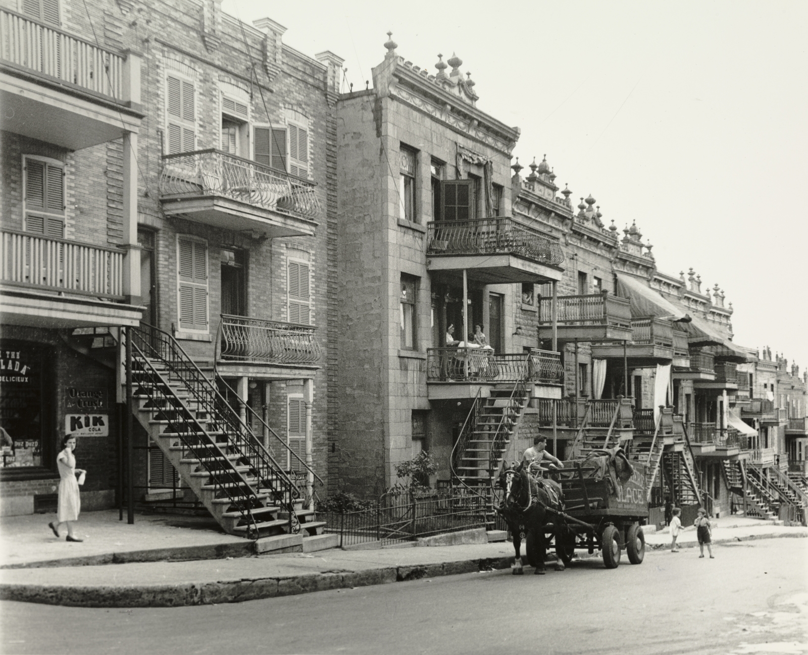La Rue Cartier, Montréal Moser, Lida Collections MNBAQ